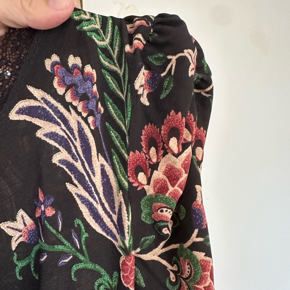 Farm Rio Ruched Long Sleeve Top - Picture 5 of 6